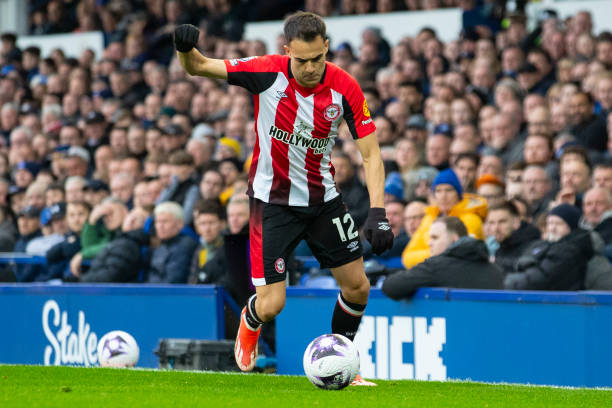 員的身份出 員的身份出