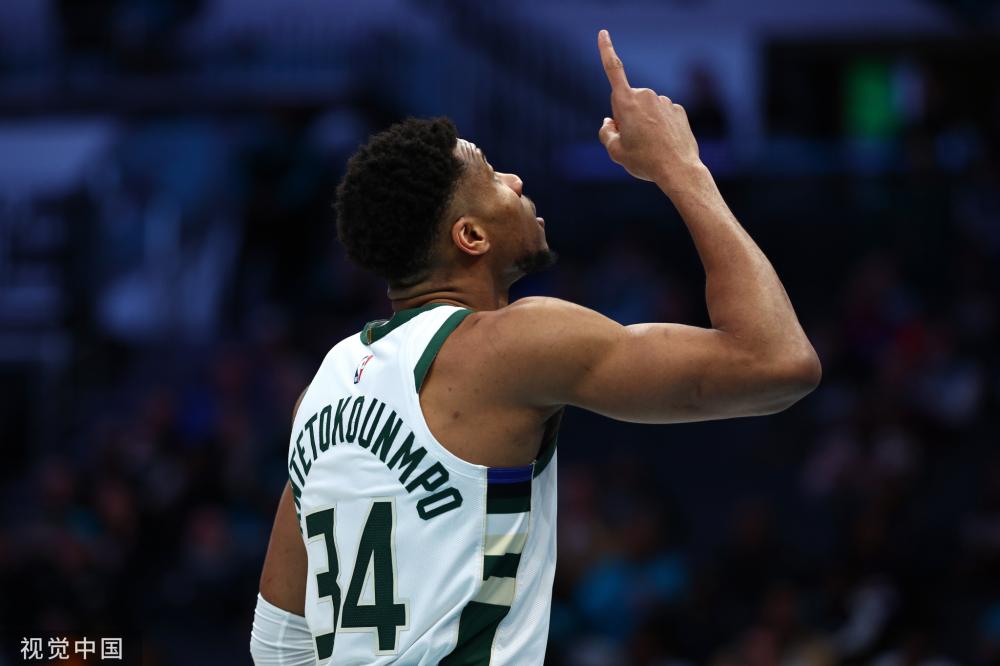 让球员们在 让球员们在